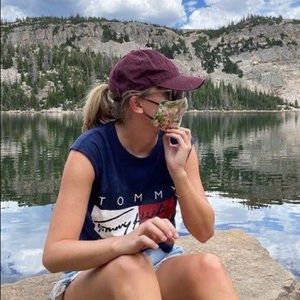 Tommy Jeans crop top muscle tee Taylor Swift